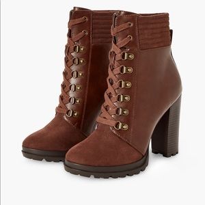 Shoe dazzle Booties